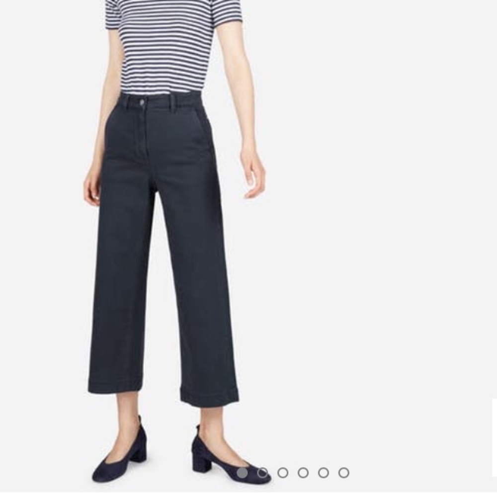 Everlane The Wide Leg Crop in Navy